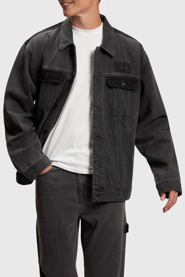 Truckerjacke aus Denim im Oversize-Look