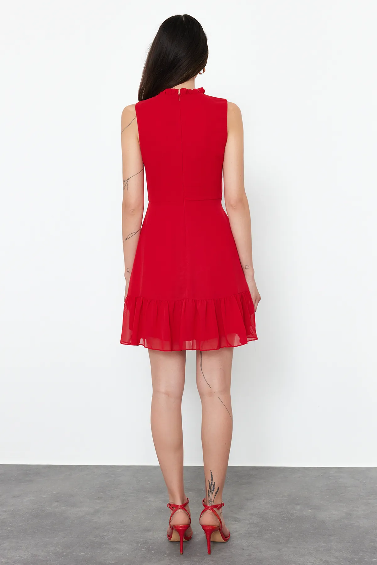 Trendyol Collection  Rotes gewebtes Minikleid TWOSS20EL0237
