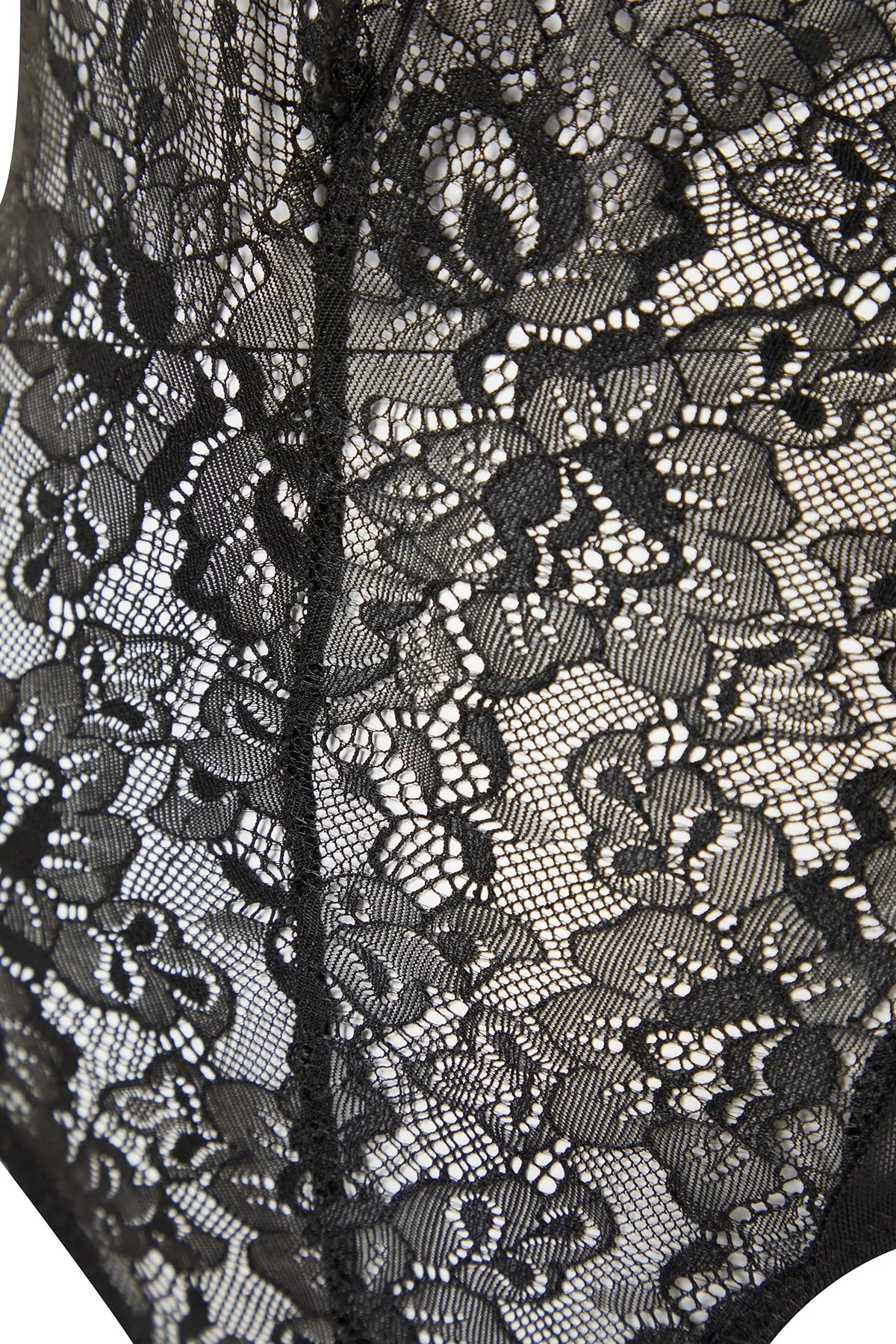 Trendyol Collection  Schwarzer Strickbody mit gerüschtem Fenster/Ausschnitt, Seilriemen und Druckknopf THMAW23BD00011