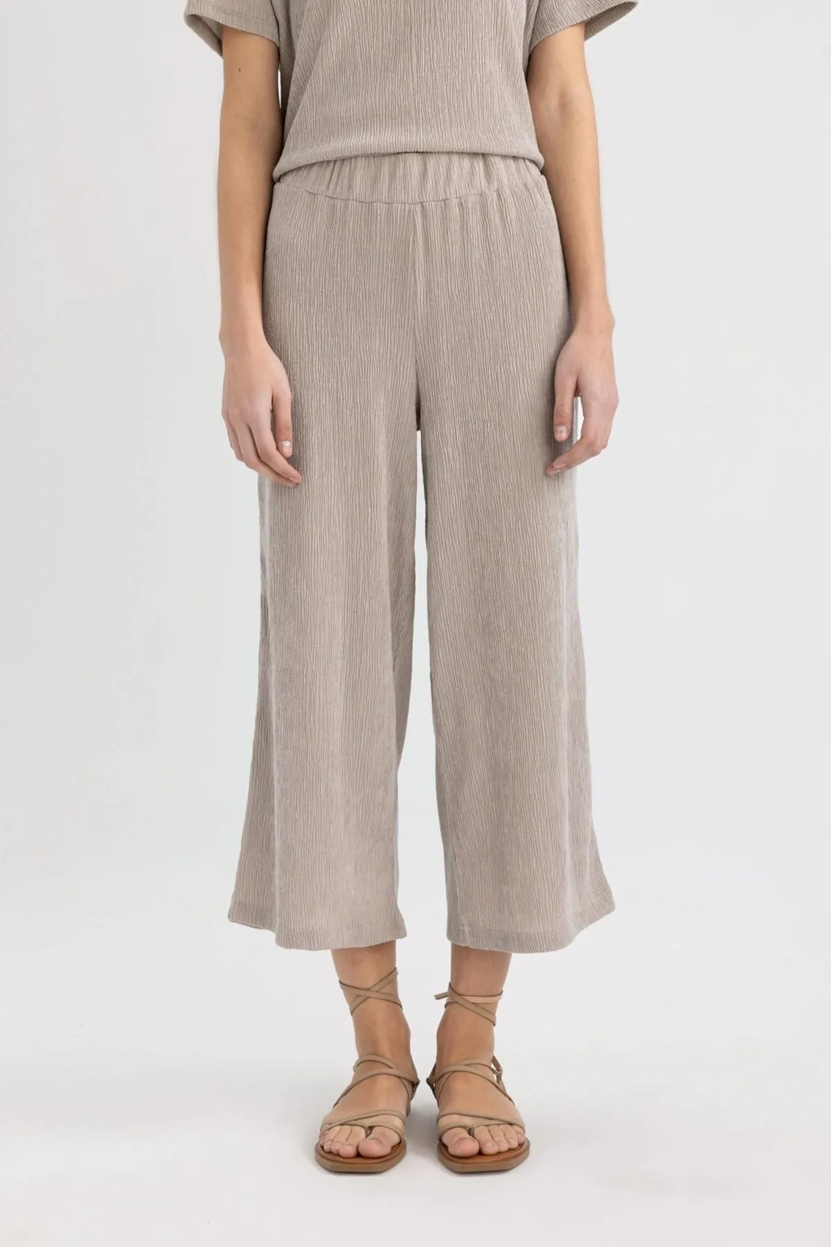 DeFacto  Weites Bein, normale Taille, gerades Bein, Midi-Wickelhose C4329AX24SP
