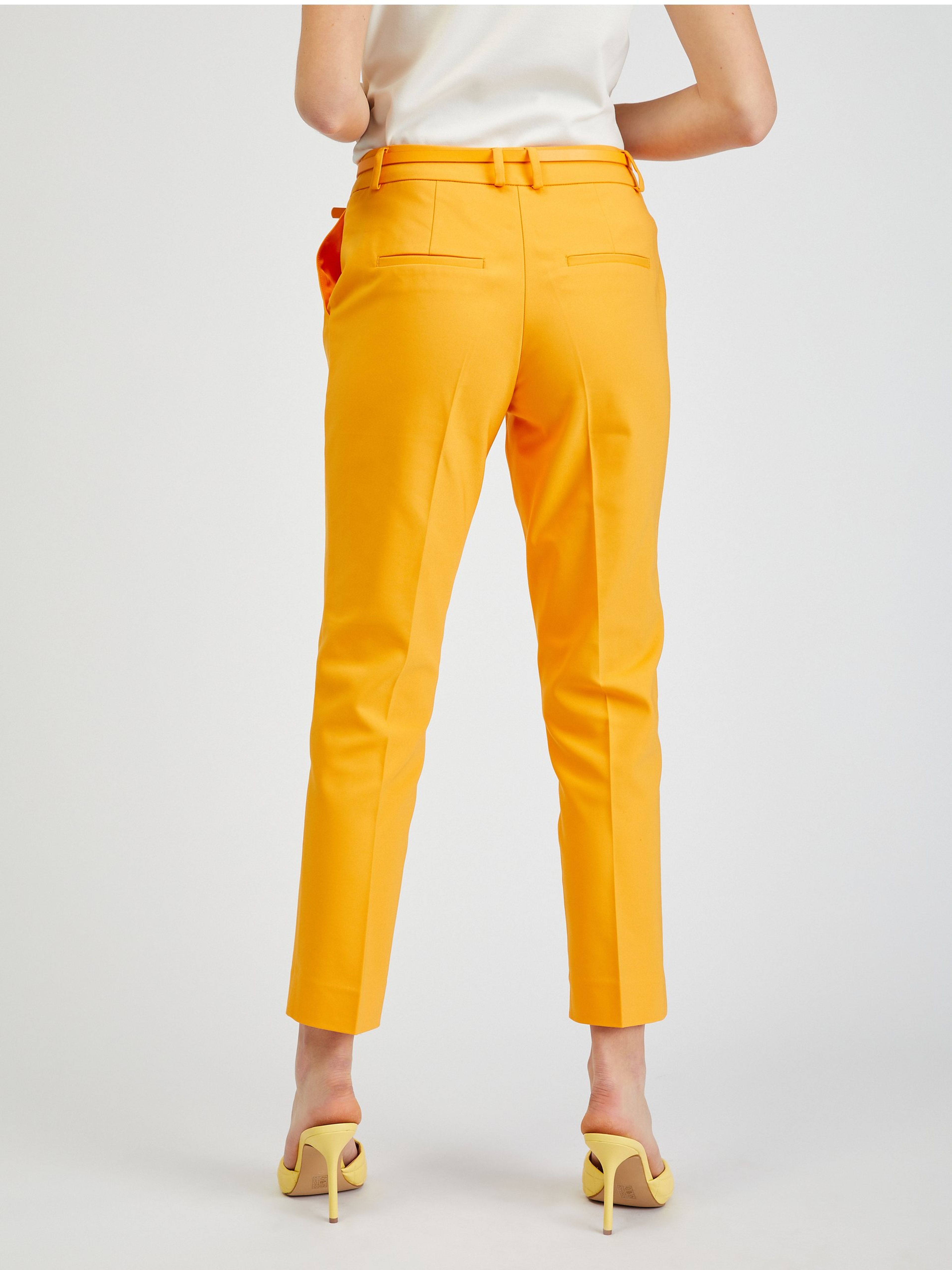 Orangefarbene Damen-Cropped-Hose mit Gürtel ORSAY