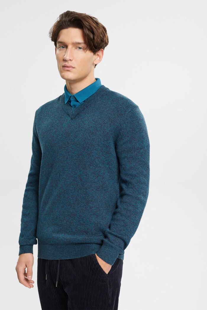 Zweifarbiger Strickpullover mit V-Ausschnitt