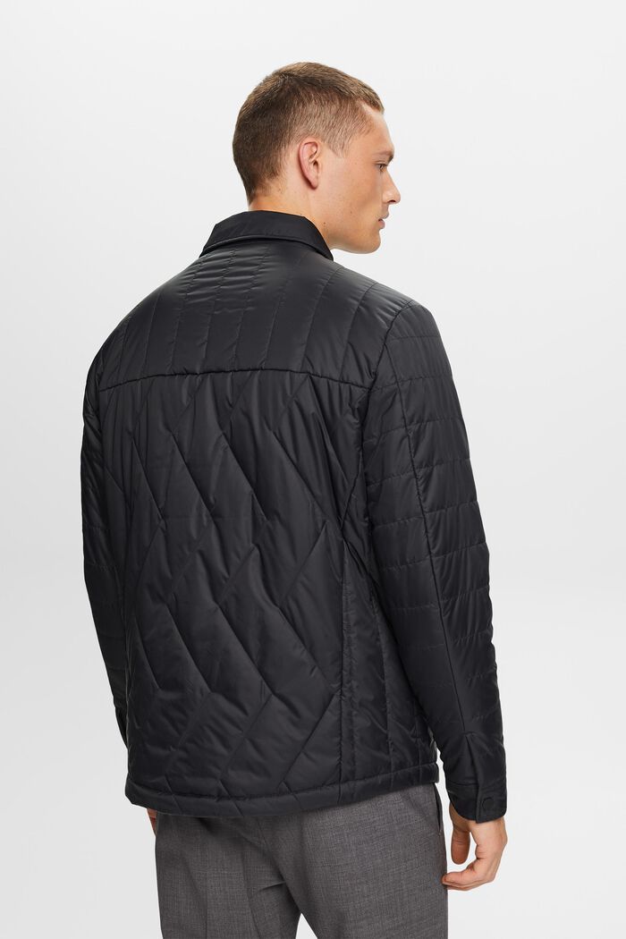 Recycelt: Leichte Steppjacke