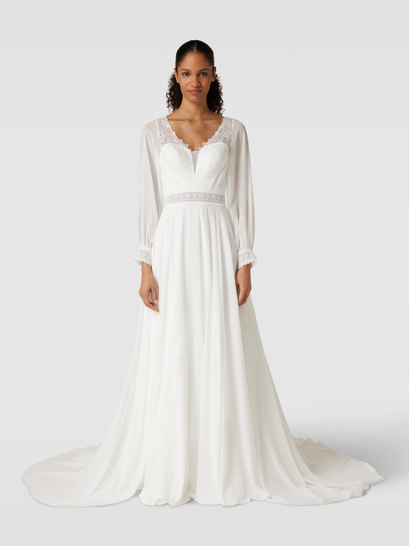 Brautkleid mit Besatz aus Spitze in offwhite
