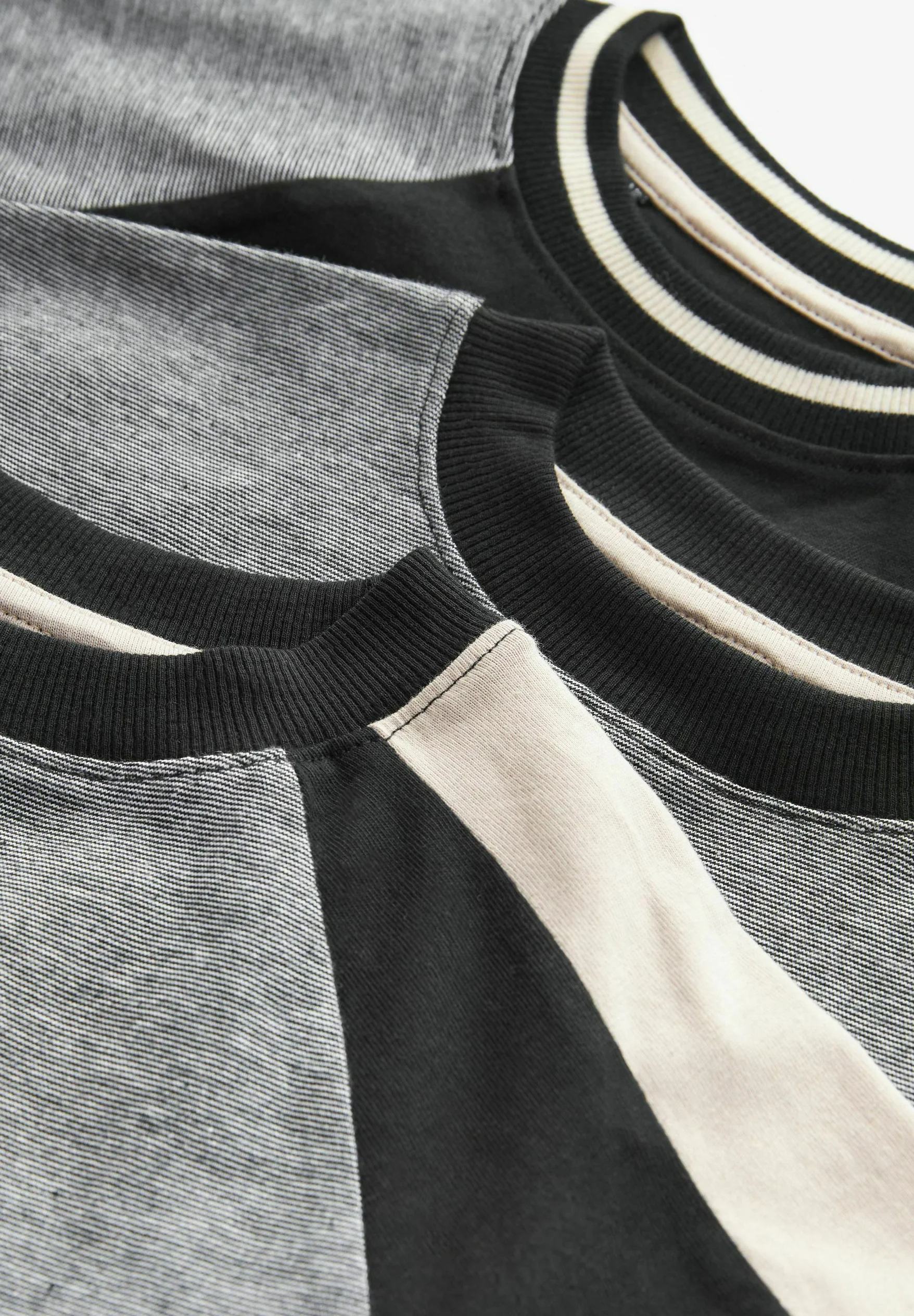 Siguiente PACK DE 3 - Pijamas