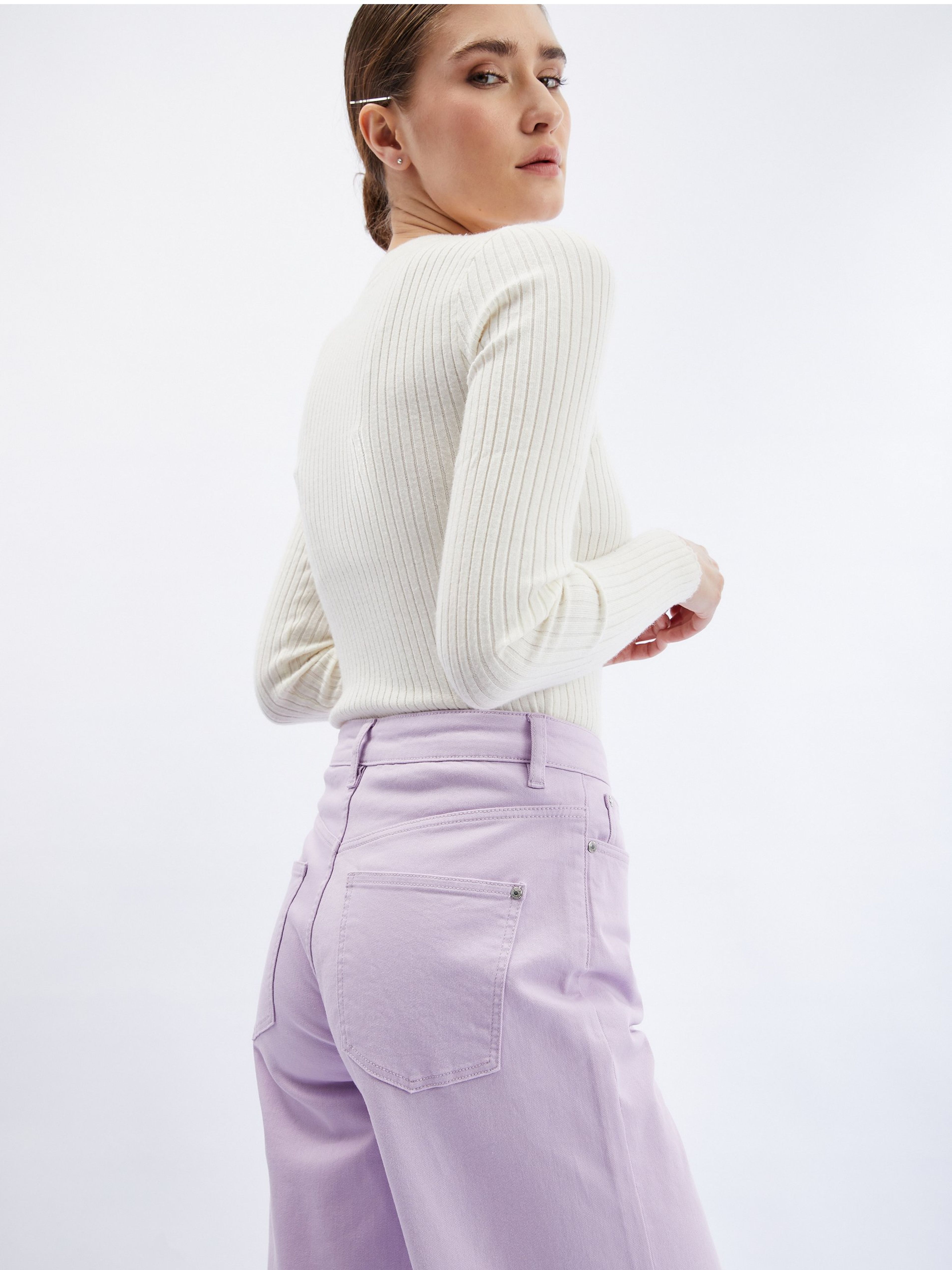 Hellviolette Damen-Jeans mit ausgestellter Passform ORSAY
