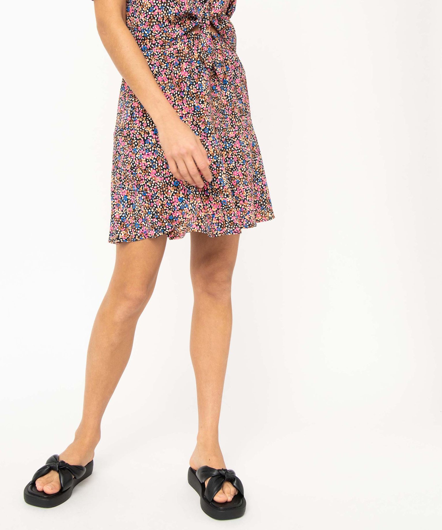 Jupe courte ample et fluide à imprimé fleuri femme imprime | GEMO