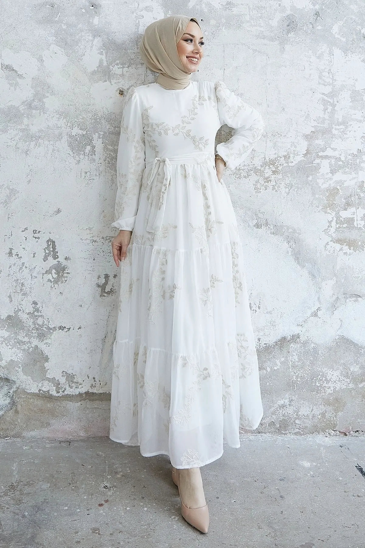 InStyle  Miles Leaf besticktes Chiffonkleid – Weiß