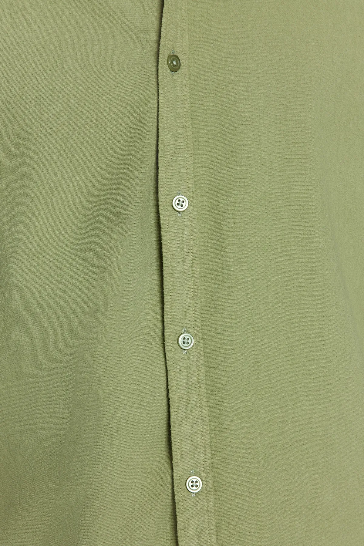Trendyol Collection  Khakifarbenes Unisex-Hemd mit regulärer Passform aus 100 % Baumwolle und Leinenoptik TMNSS23GO00099