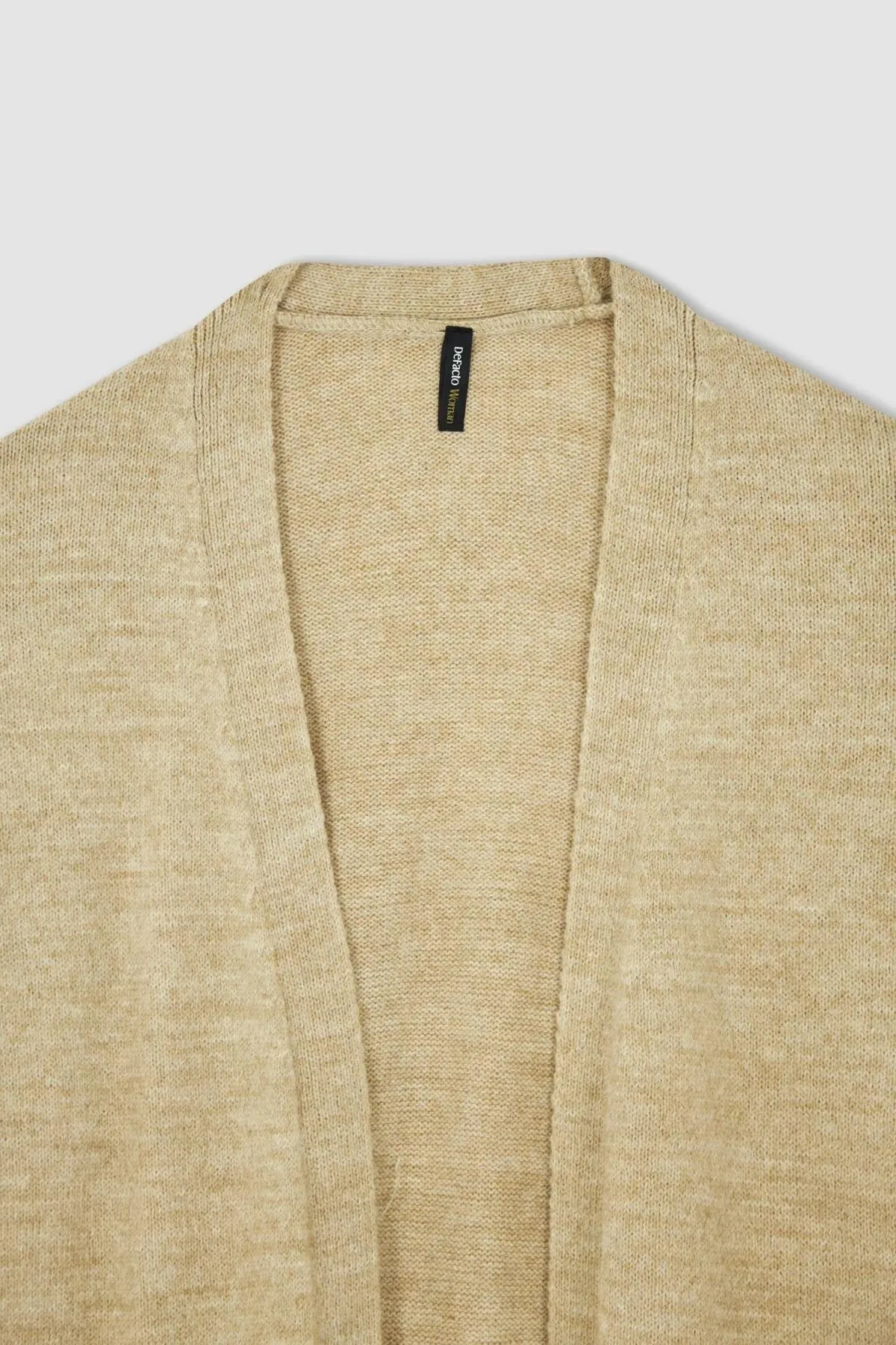 DeFacto  Midi-Strickjacke mit normaler Passform, V-Ausschnitt und Taschen