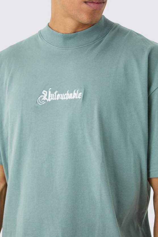 Oversize T-Shirt mit Stickerei