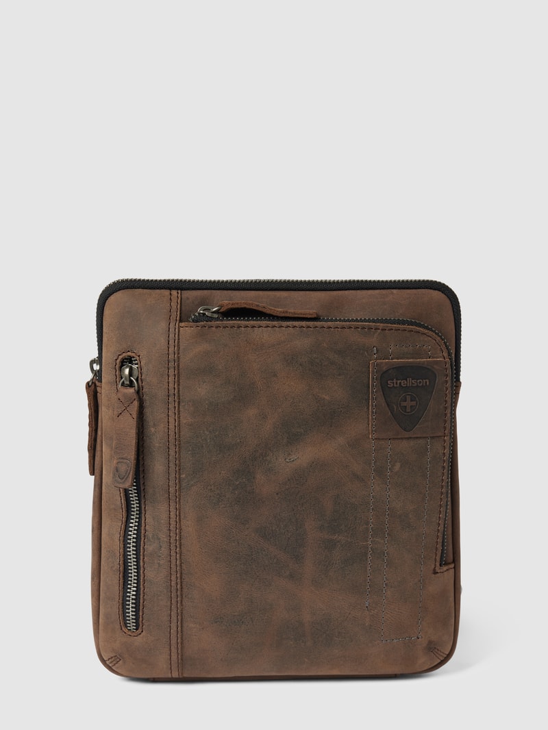 Umhängetasche mit Label-Patch Modell 'RICHMOND' in terrakotta