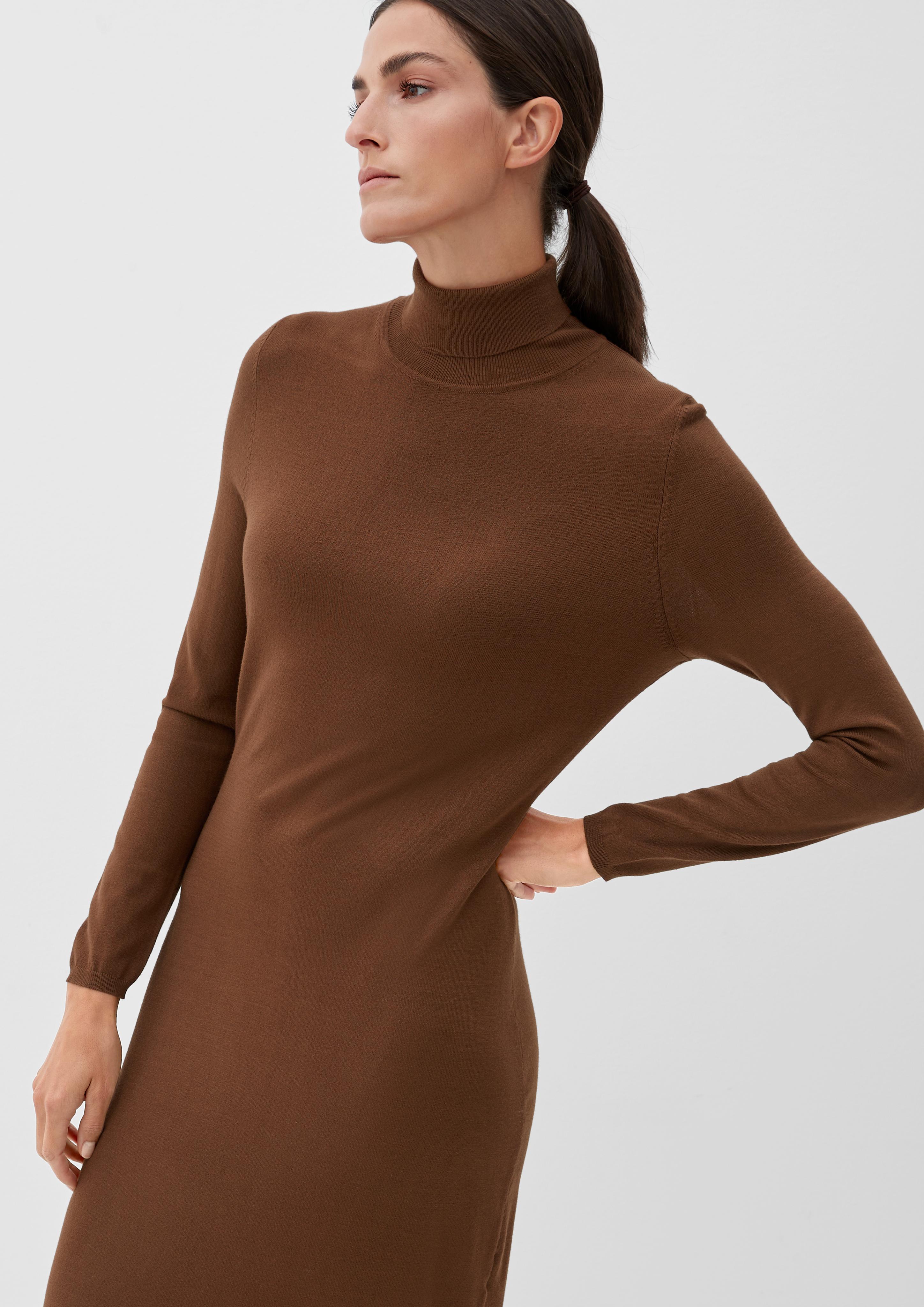 Strickkleid aus Viskosemix   2121299-8764
