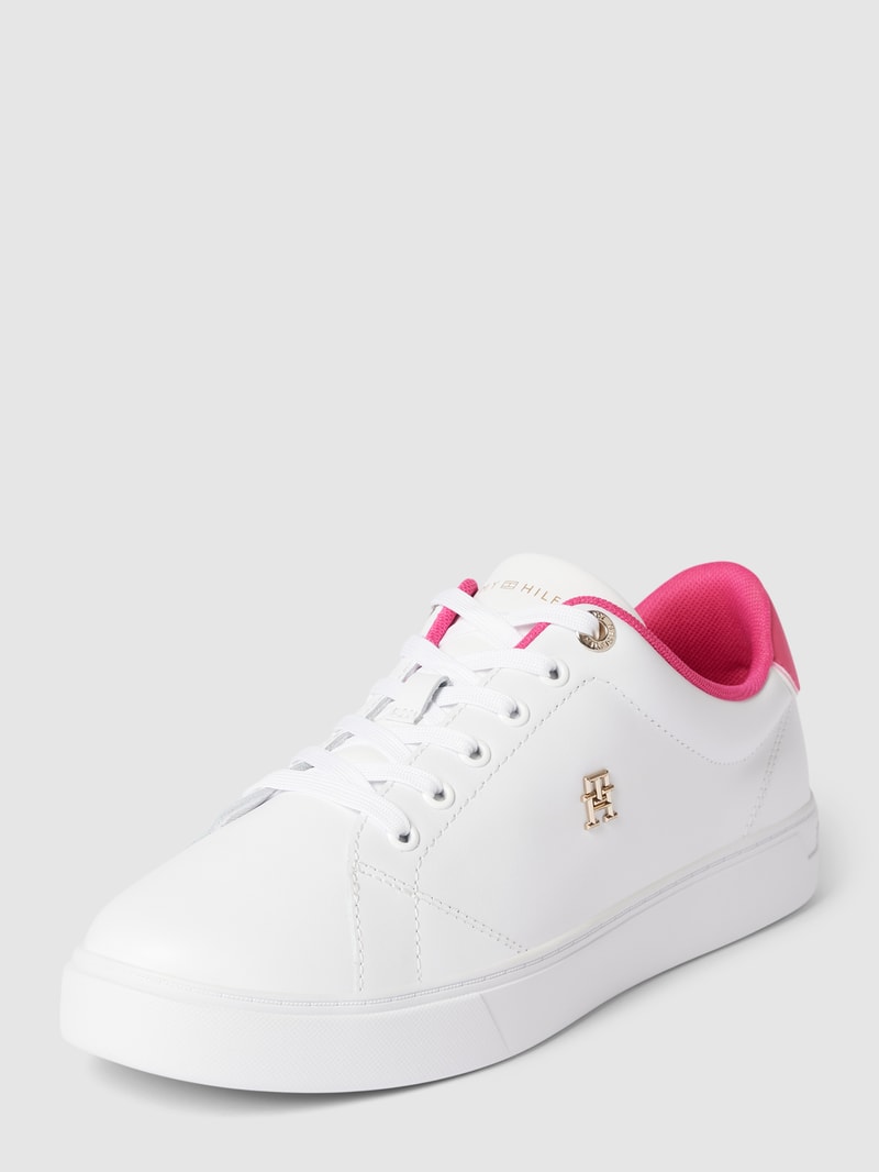 Sneaker mit Label-Detail in weiß