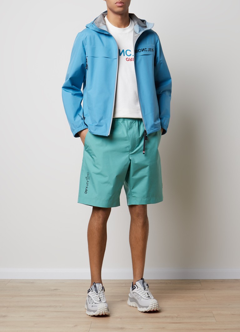 Pantaloni scurți Moncler cu croială dreaptă, buzunare laterale și logo