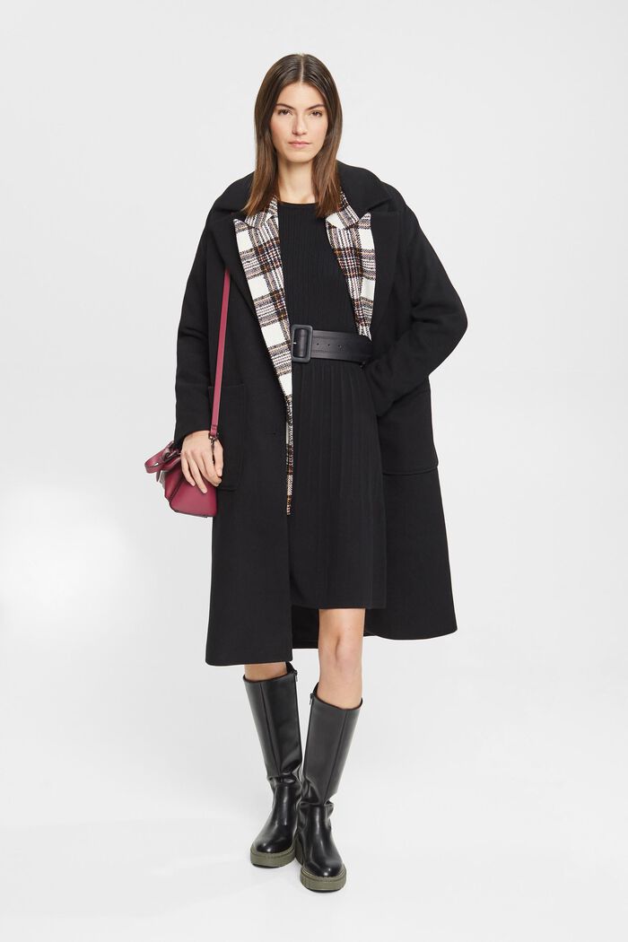 Strickkleid mit Plisseefalten