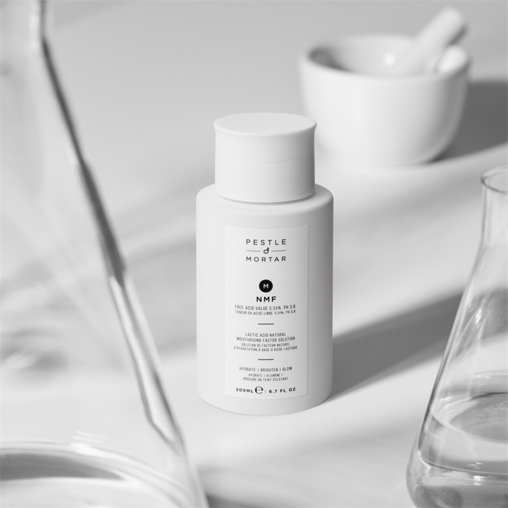 Pestle & Mortar NMF  Tonique à lacide lactique Soin anti âge