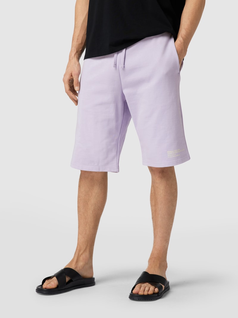 Sweatshorts mit Label-Print in lila