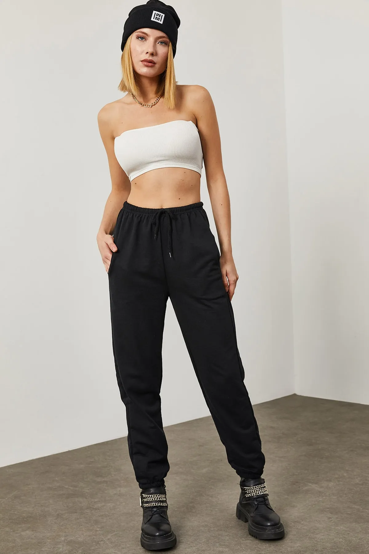 XHAN  Schwarze Damen-Jogginghose mit Spitzenbund 0YZK8-10364