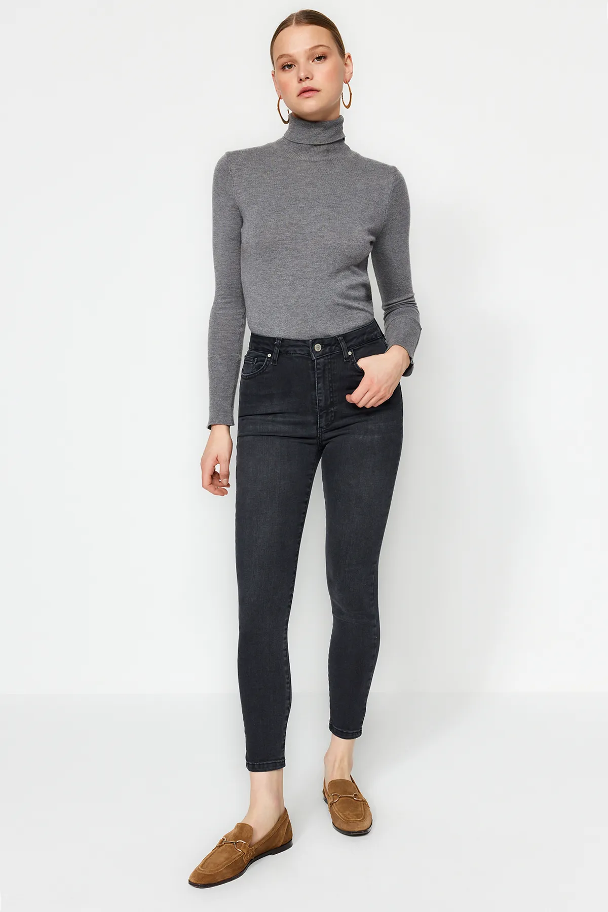 Trendyol Collection  Schwarze High Waist Skinny Jeans in Einheitsgröße TWOAW24JE00277