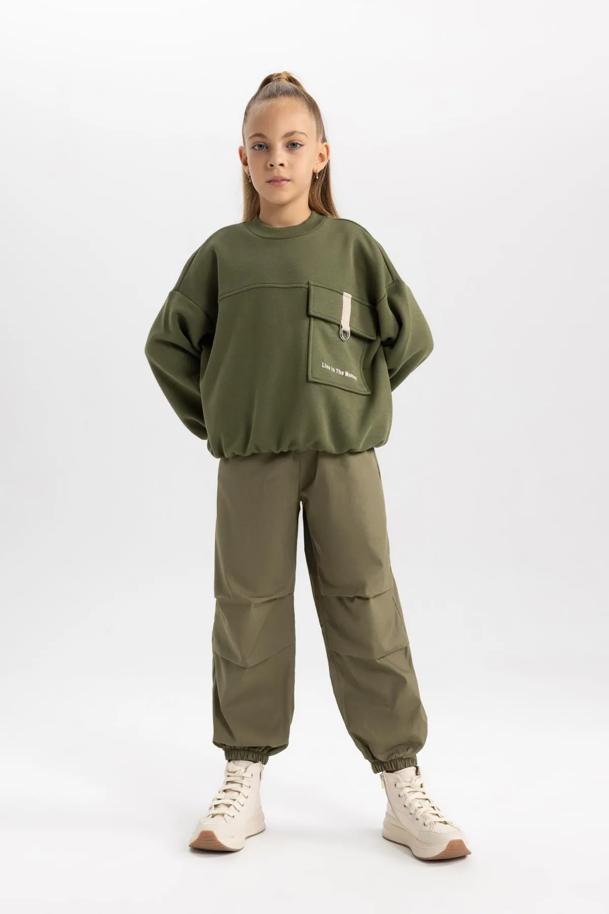 DeFacto  Oversize-Fit-Sweatshirt für Mädchen mit Taschendruck