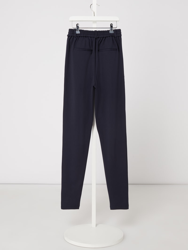 Bundfaltenhose mit zulaufendem Bein und Tunnelzug in marineblau