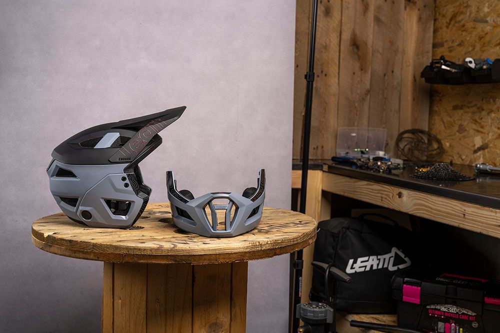 Leatt 3.0 Enduro - Fullface Helm kaufen | Bike-Discount