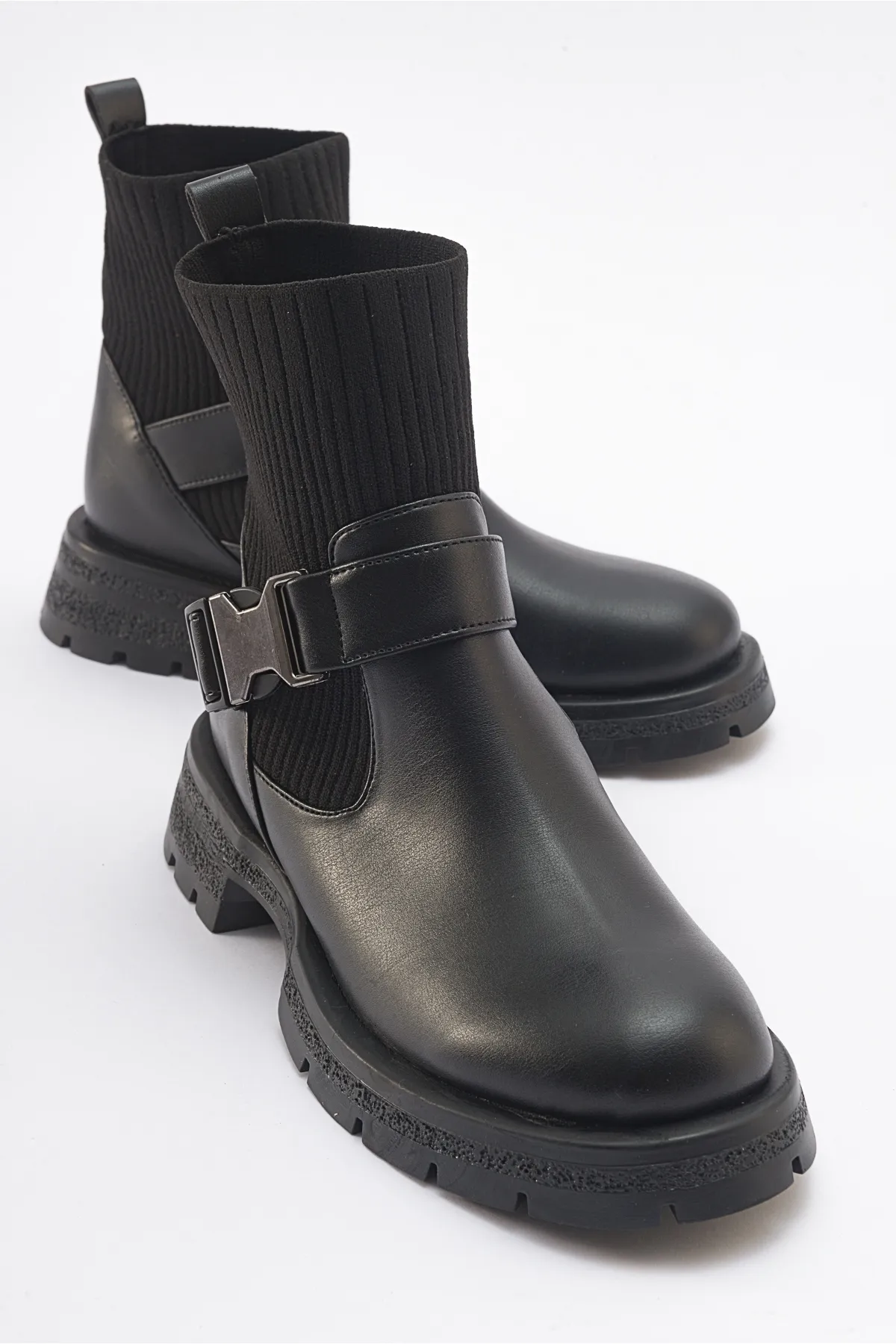 LuviShoes  VALON Damenstiefel mit schwarzer Schnalle und Strickwaren