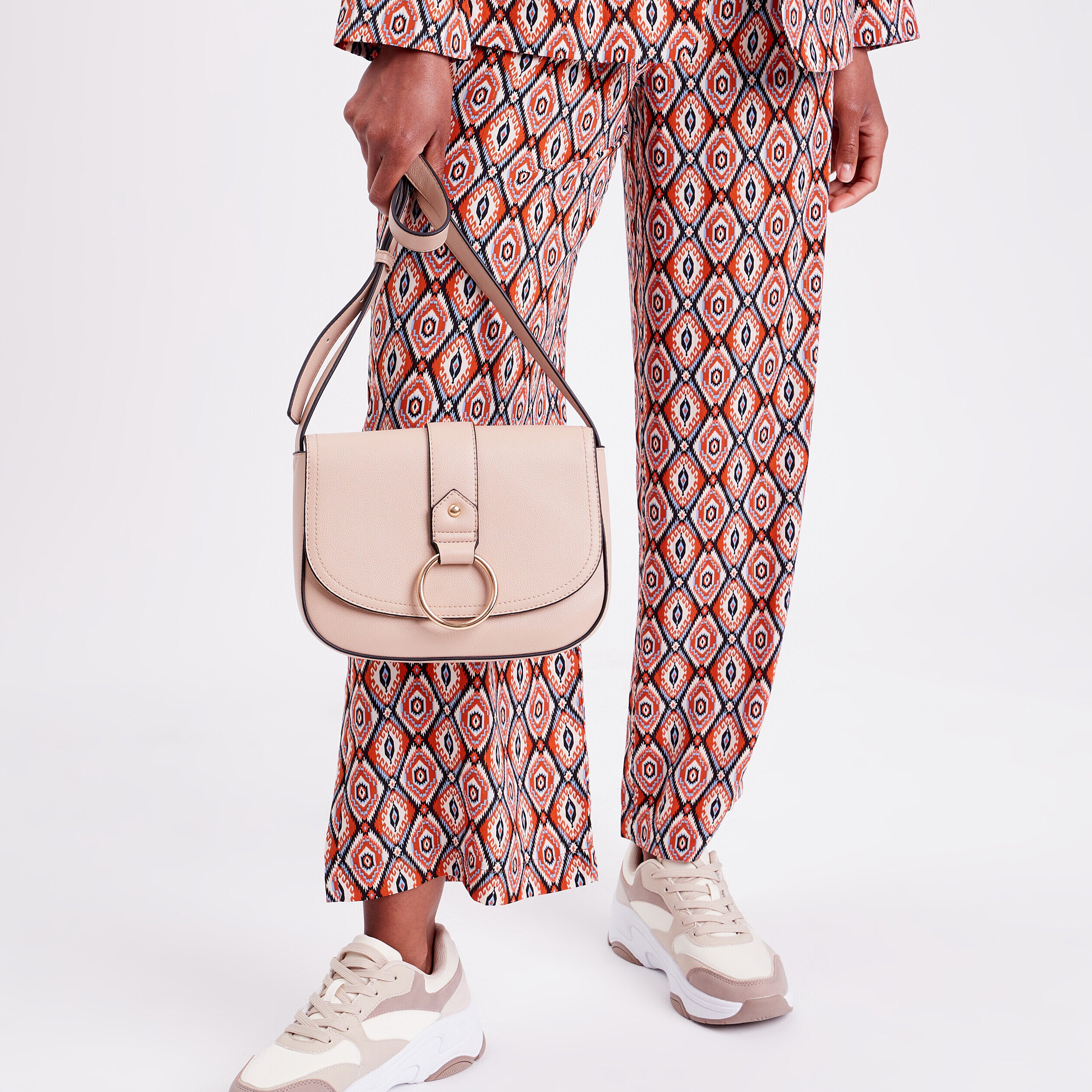 Sac besace avec boucle sable femme | Cache Cache