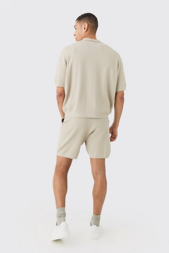 Kastiges Oversize Hemd mit kurzen Ärmeln