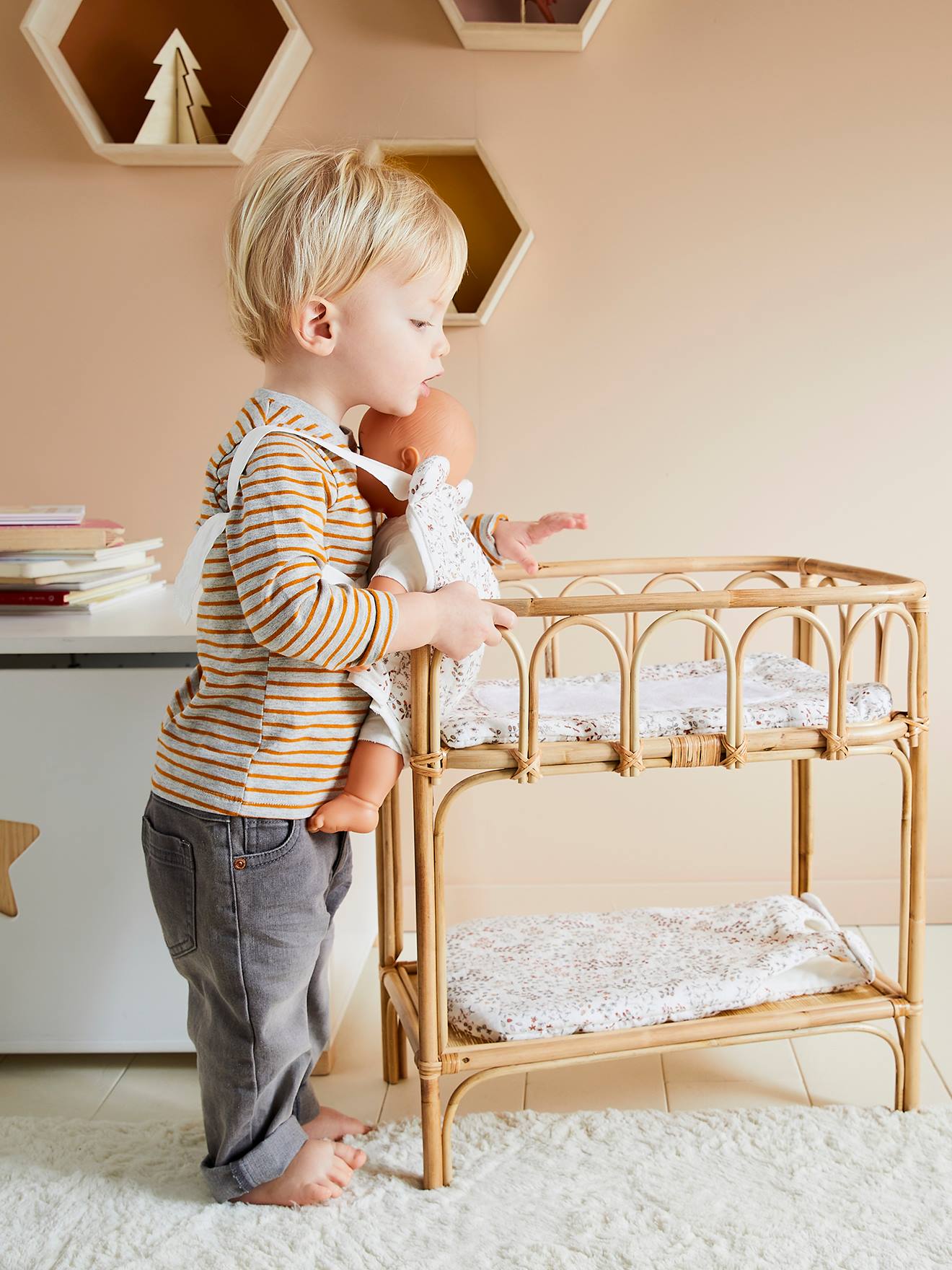 Table à langer poupon en rotin beige