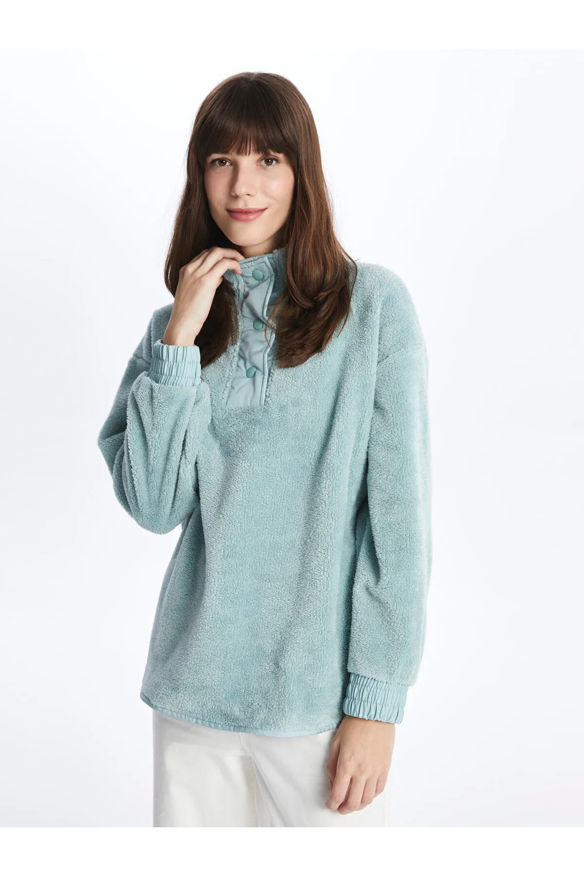 LC Waikiki  Einfarbige, langärmlige Oversize-Damentunika mit hohem Kragen
