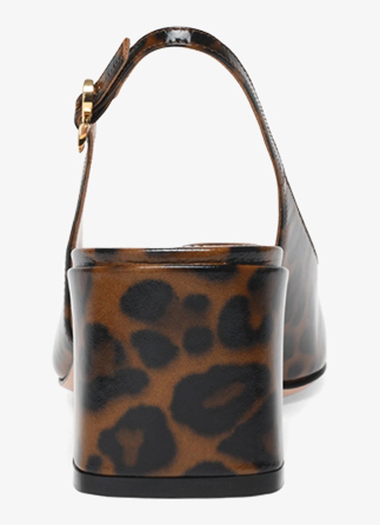 Gianvito Rossi Freeda Sling 55, geantă de umăr din piele lăcuită cu imprimeu leopard.