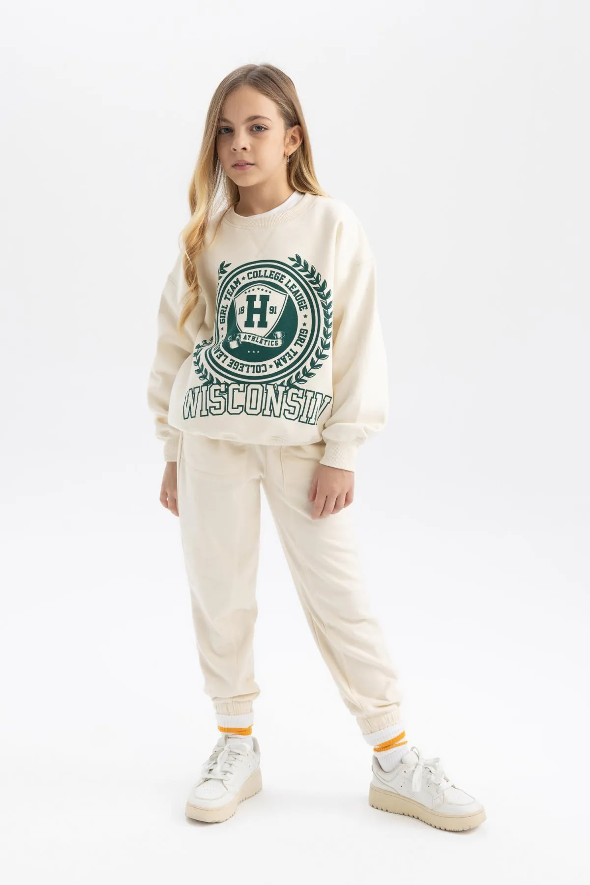 DeFacto  Dickes Mädchen-Sweatshirt in Oversize-Passform mit Rundhalsausschnitt und weicher, flauschiger Innenseite