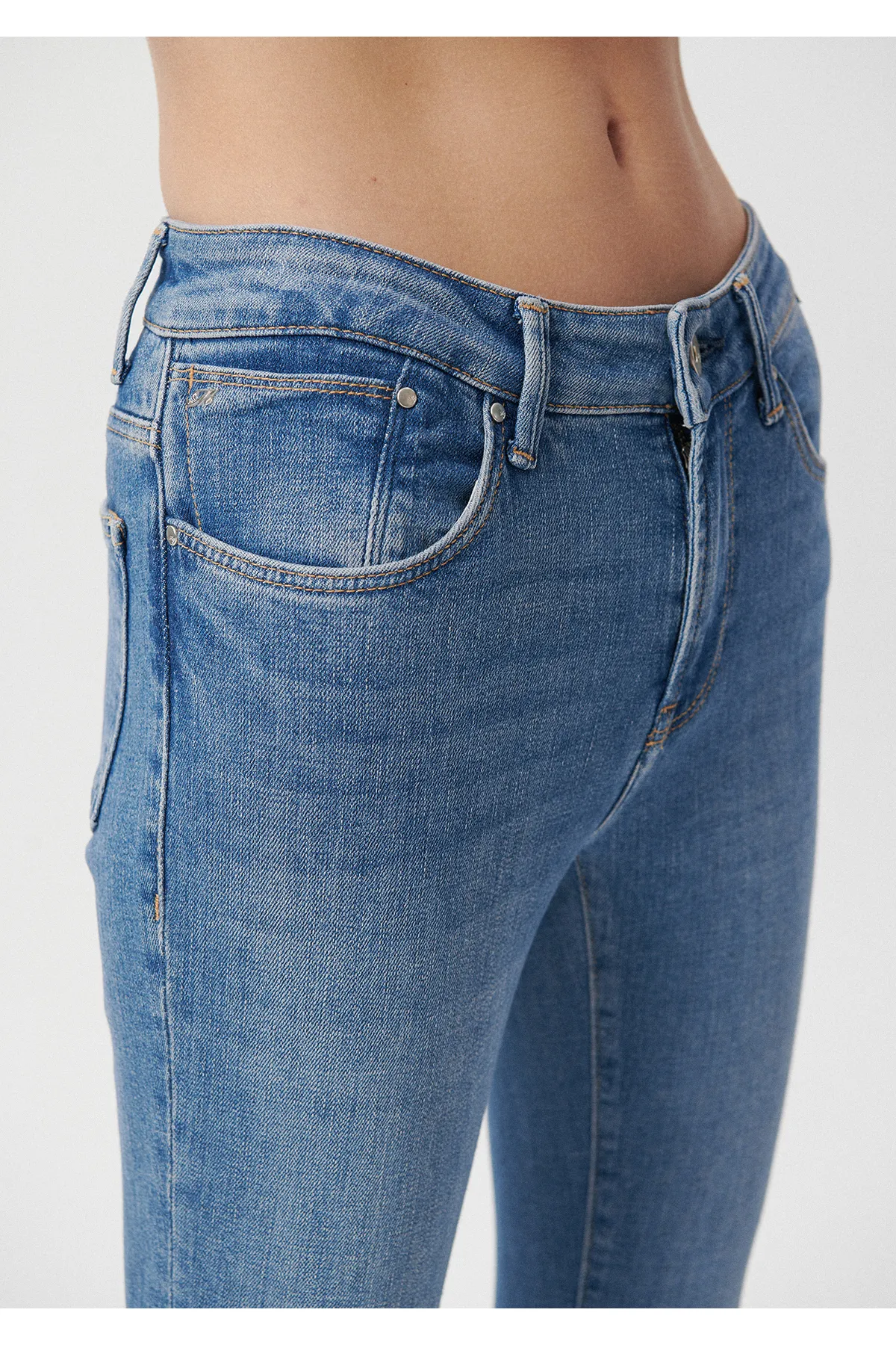 Mavi  Tess M Girly Indigoblaue Jeanshose 100328-80978