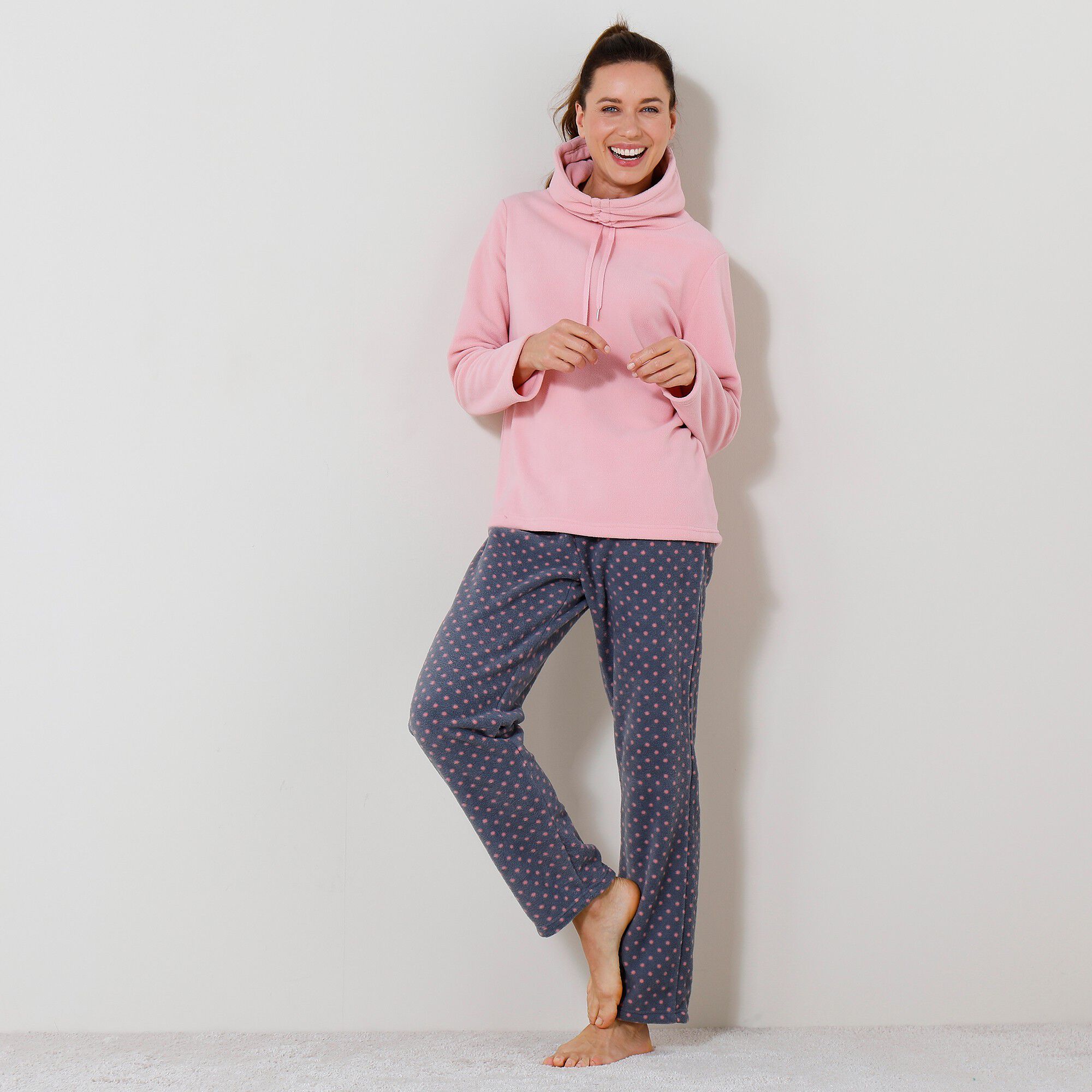 Pyjama pantalon col boule maille polaire