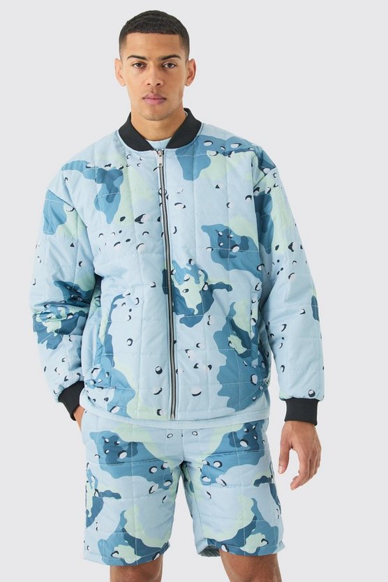 Gesteppte Camouflage Shorts & Bomberjacke