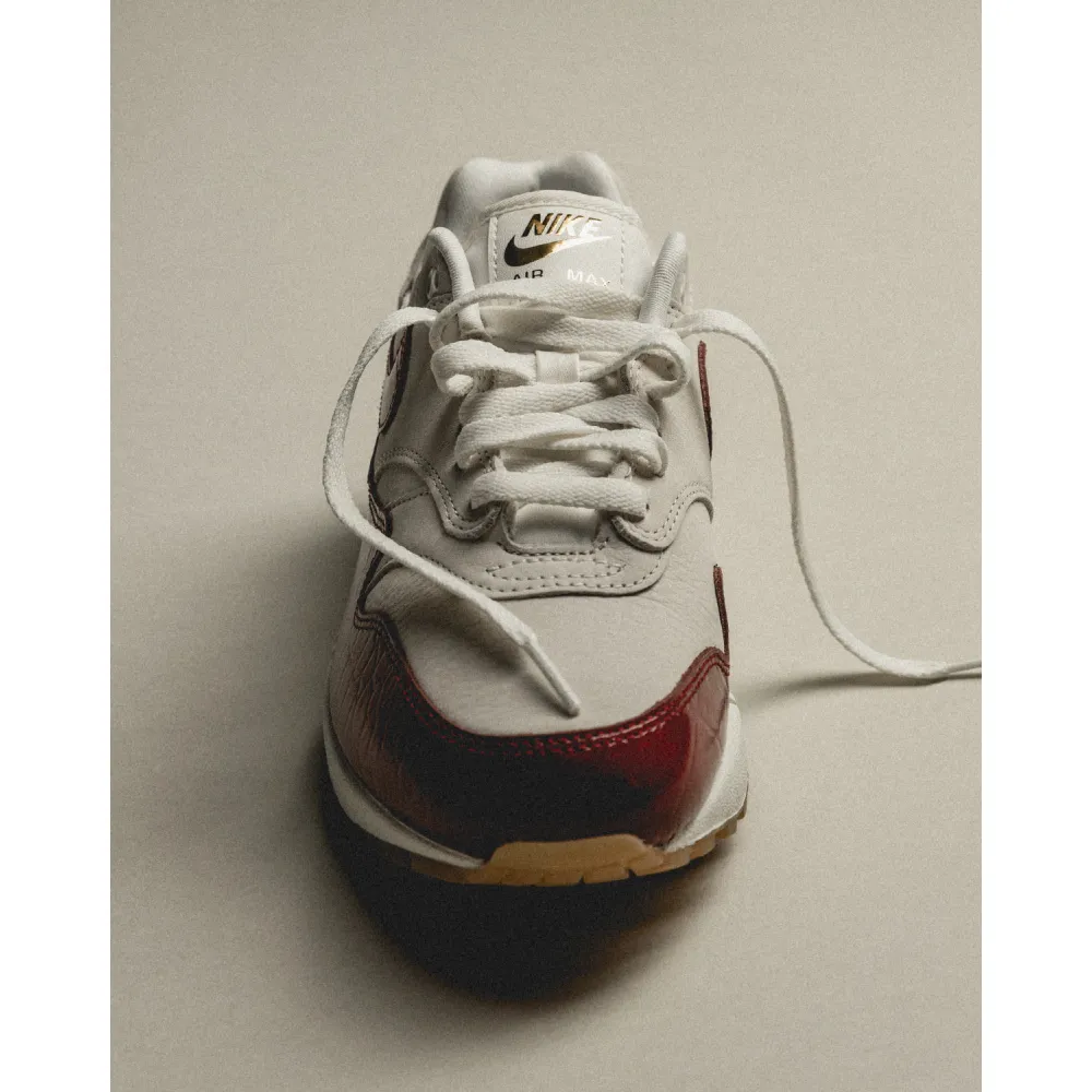 Nike Air Max 1 LX Team Red Leather FJ3169-100 / weiss