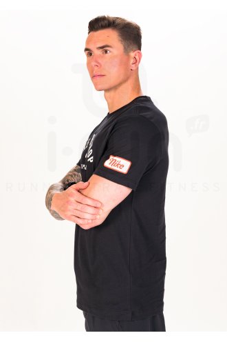 Nike Dri-Fit Body Shop M