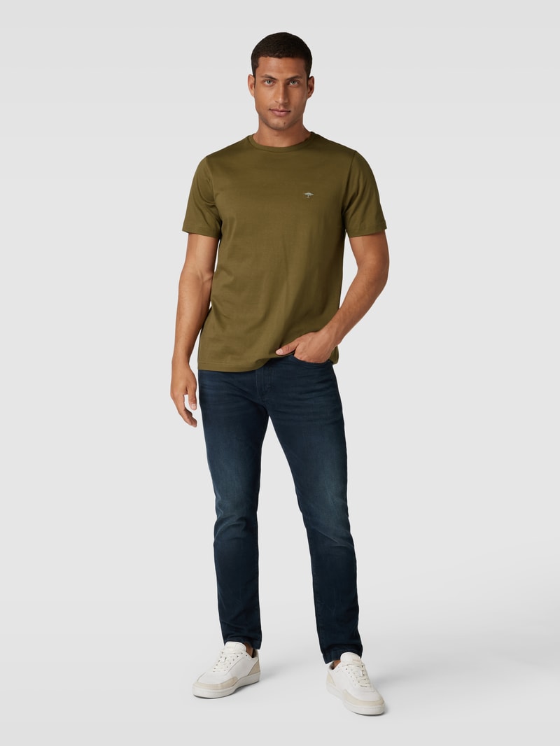 T-Shirt mit Rundhalsausschnitt in olivgrün