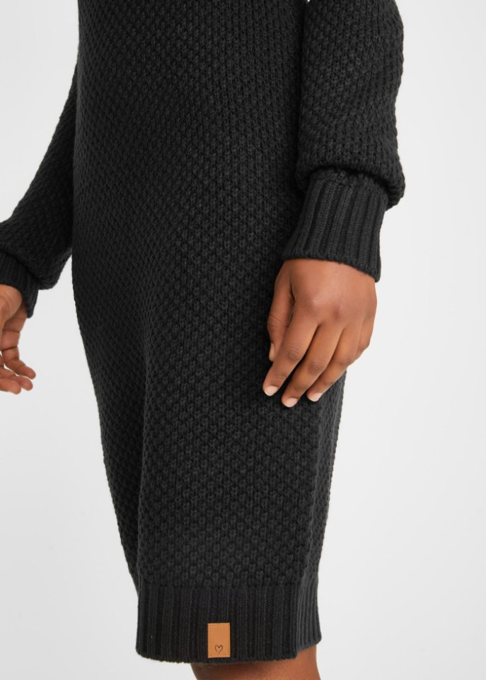 Strickkleid mit Schalkragen