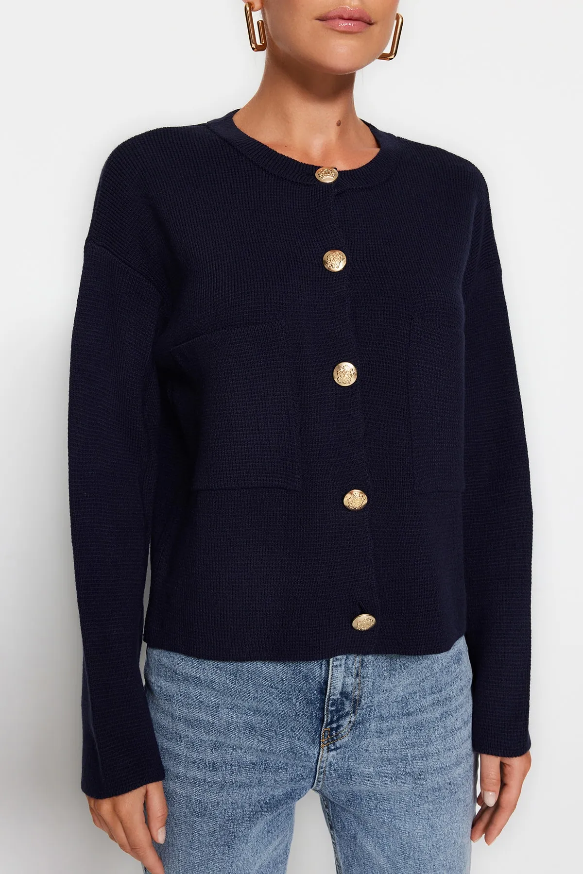 Trendyol Collection  Marineblauer, weich strukturierter Strick-Cardigan mit Accessoires TWOAW24HI00023