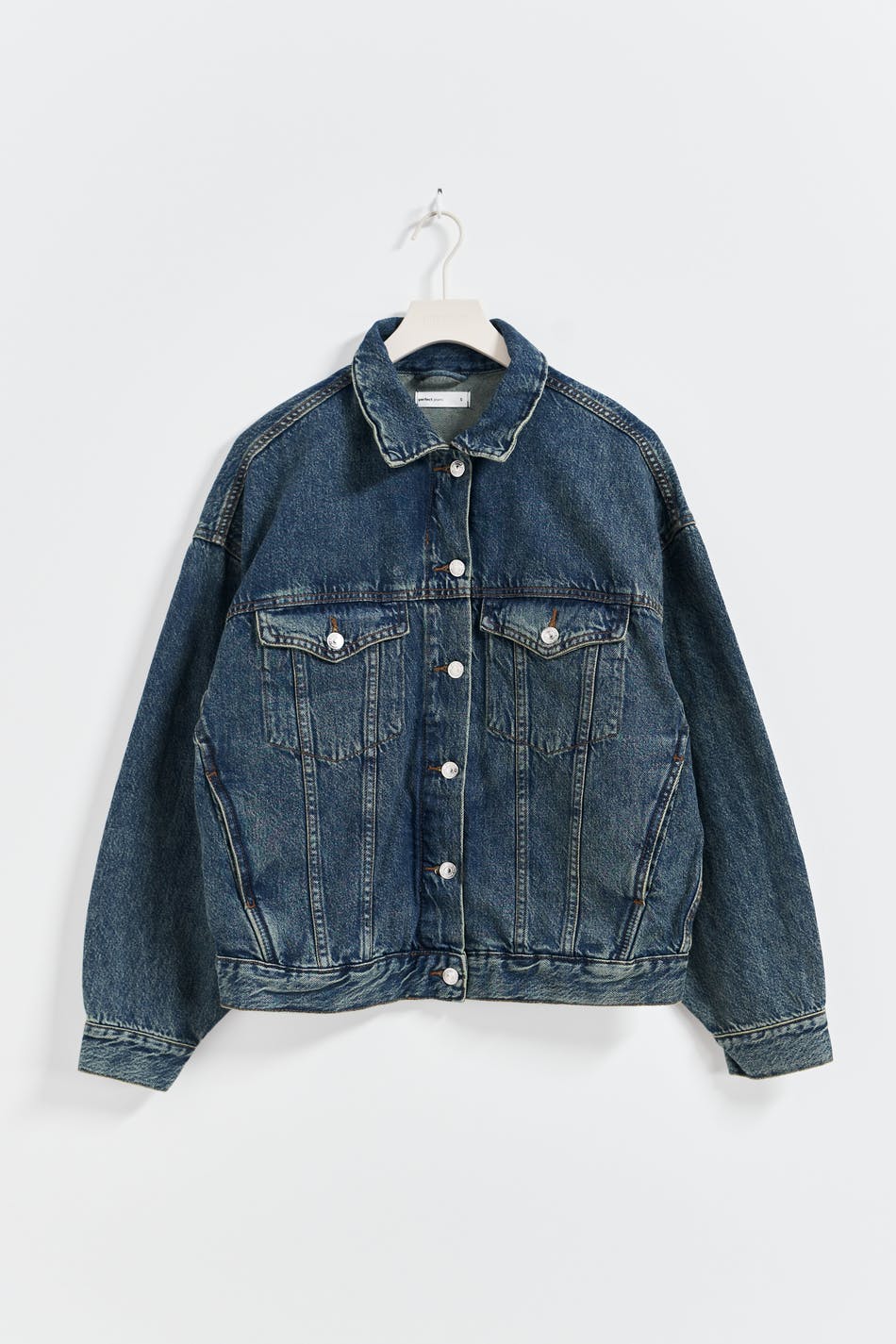 Loose denim jacket