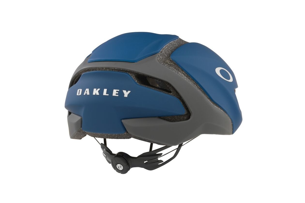 Oakley ARO5