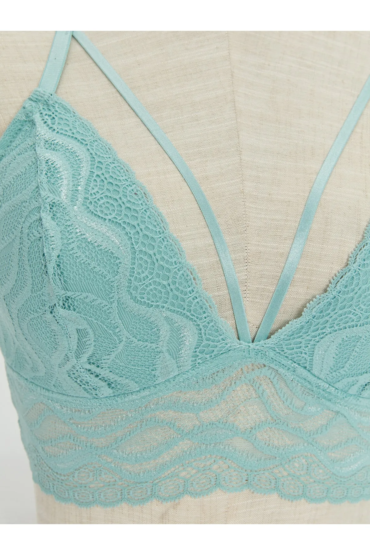 LC Waikiki  Bügelloses, gepolstertes Spitzen-Bralette
