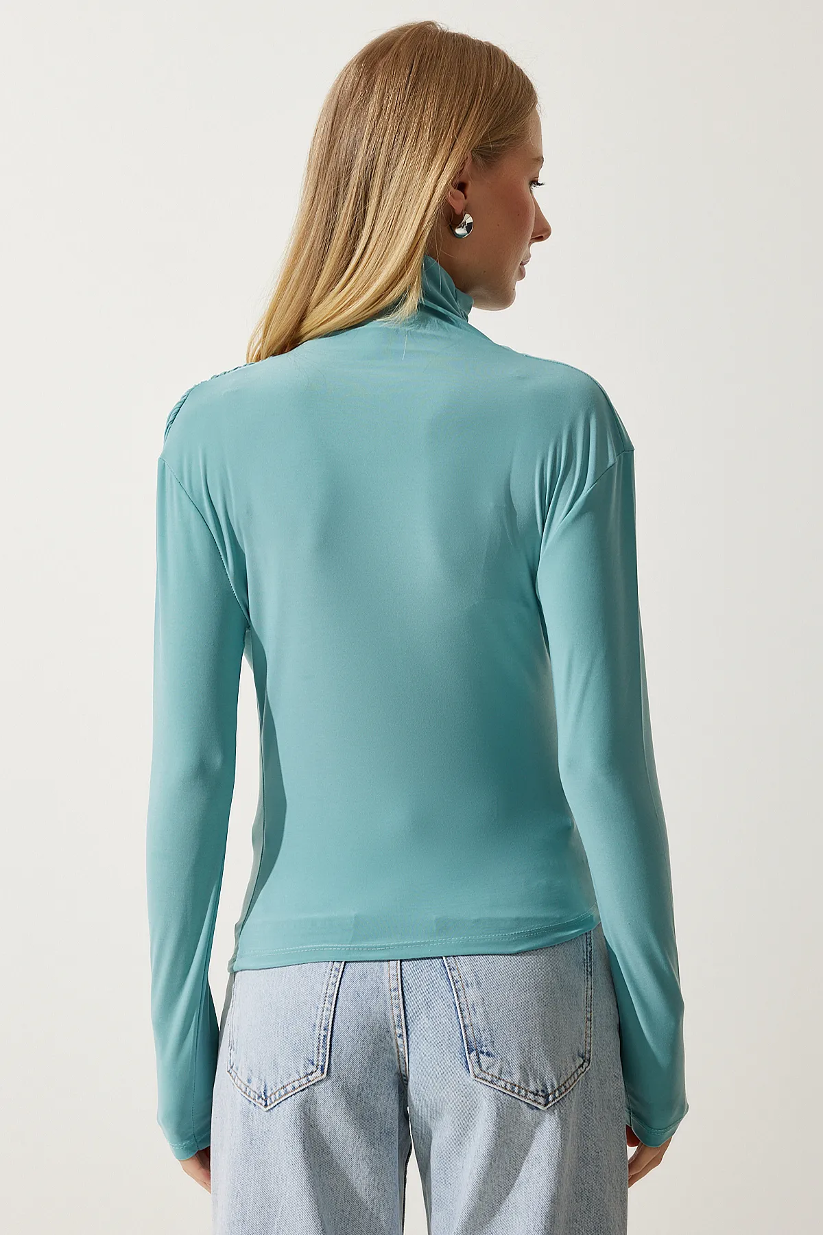 Happiness İstanbul  Wassergrüne Sandy Bluse mit Stehkragen und Kordelzug für Damen FF00135