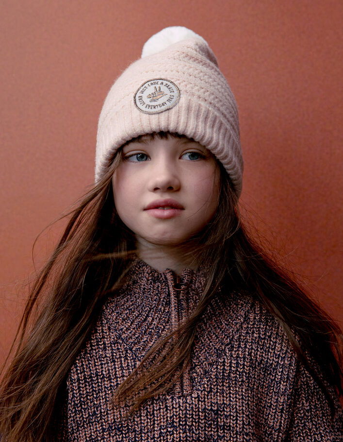 Bonnet rose tricot fantaisie lurex badge bronze fille