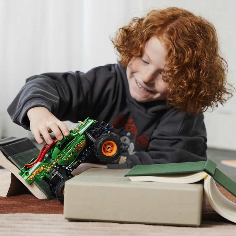 42149 Monster Jam Dragon LEGO Technic