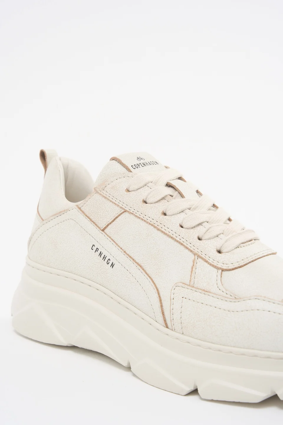CPH40 cracked vitello cream