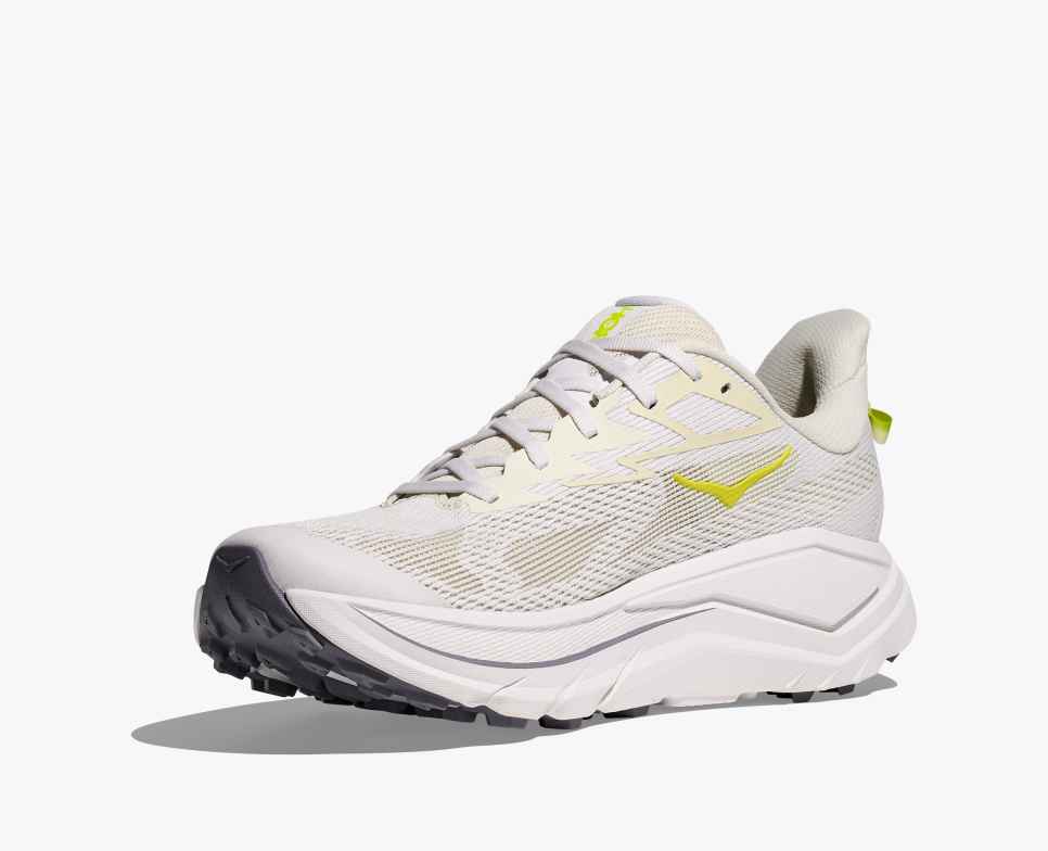 Challenger 8 White / Neon Hoka Citrus
